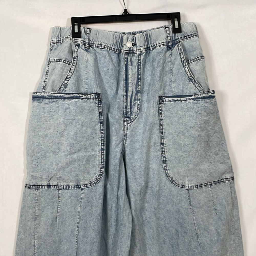 We The Free Light Blue Wide Leg Flare Jeans - Picture 6 of 15